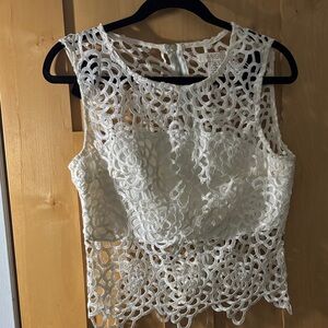 ANGL White Lace Sleeveless Blouse